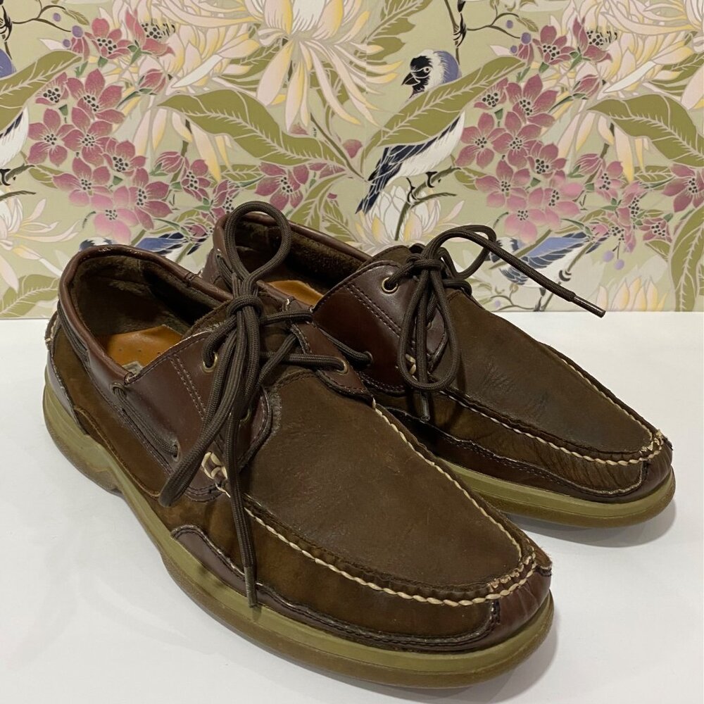 Vintage Y2K Cary Country Brown Leather Boat Shoes For Men Size 9M Lace-Up Casual